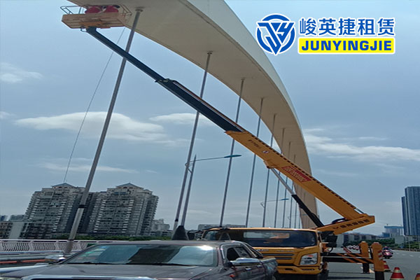 贵港柳州桥梁检测施工现场
